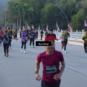 Runner Photo 7112280