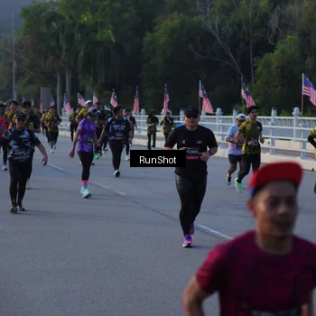 Runner Photo 7112286