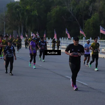 Runner Photo 7112288