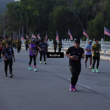 Runner Photo 7112289