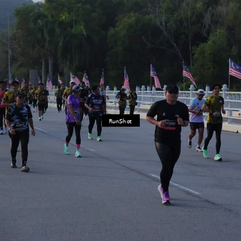 Runner Photo 7112292