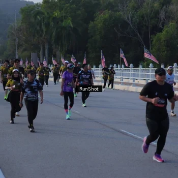 Runner Photo 7112299