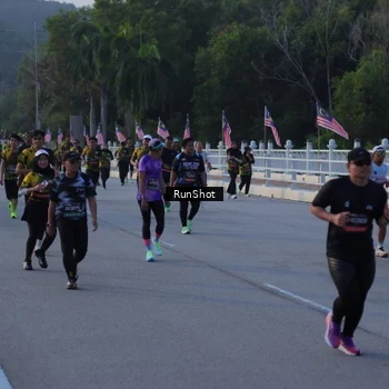 Runner Photo 7112302