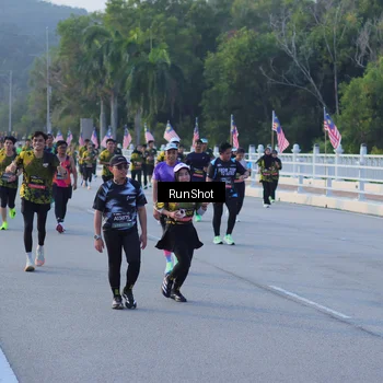 Runner Photo 7112311