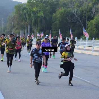 Runner Photo 7112318