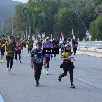 Runner Photo 7112319
