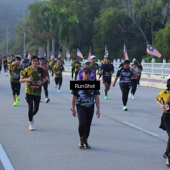 Runner Photo 7112327