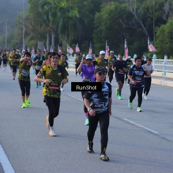Runner Photo 7112333