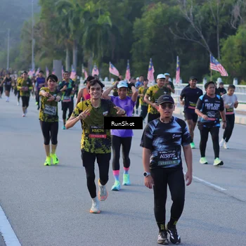 Runner Photo 7112343