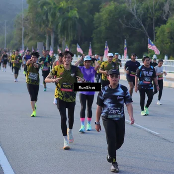 Runner Photo 7112344