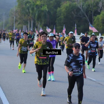 Runner Photo 7112346