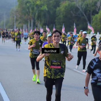 Runner Photo 7112356