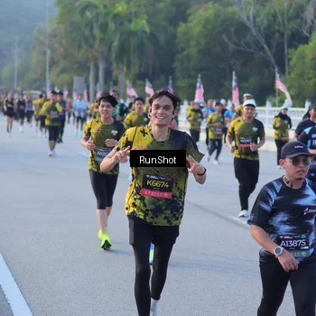 Runner Photo 7112357