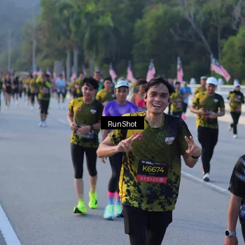 Runner Photo 7112362