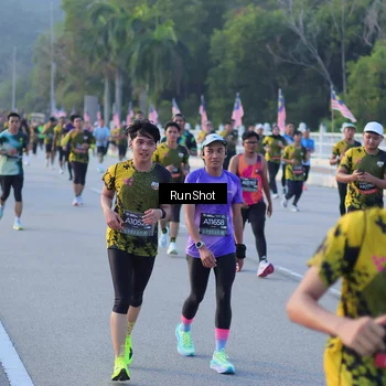 Runner Photo 7112368