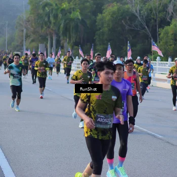 Runner Photo 7112378