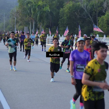 Runner Photo 7112383
