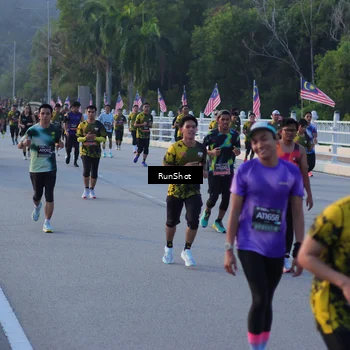Runner Photo 7112385