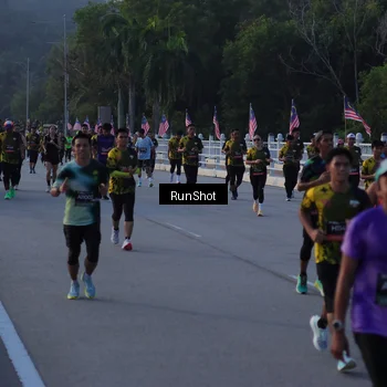 Runner Photo 7112398