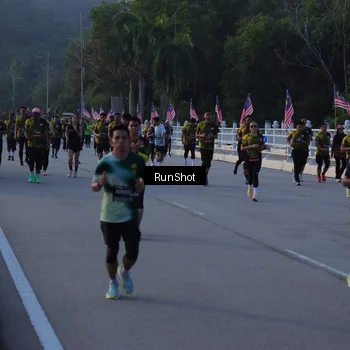 Runner Photo 7112399