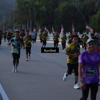 Runner Photo 7112404