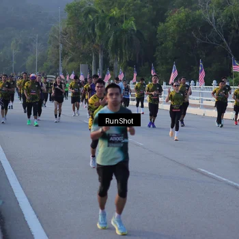Runner Photo 7112409