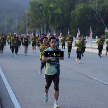 Runner Photo 7112411