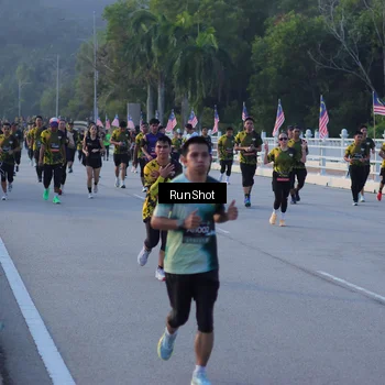 Runner Photo 7112412