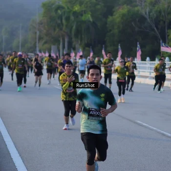 Runner Photo 7112420