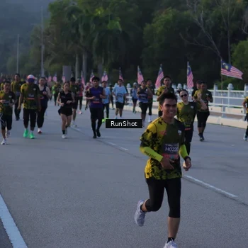 Runner Photo 7112433