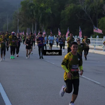 Runner Photo 7112436