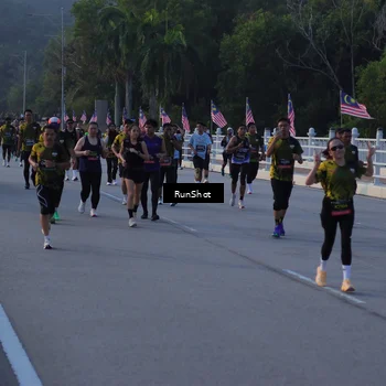 Runner Photo 7112440