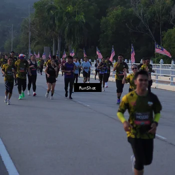 Runner Photo 7112441
