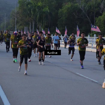 Runner Photo 7112448