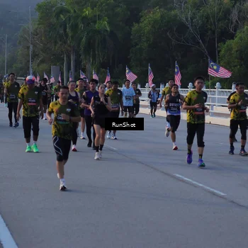 Runner Photo 7112450
