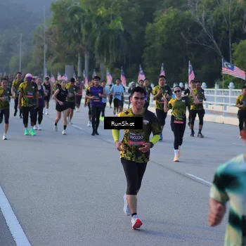 Runner Photo 7112453