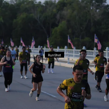 Runner Photo 7112465