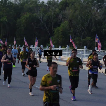 Runner Photo 7112467