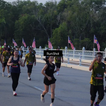 Runner Photo 7112472