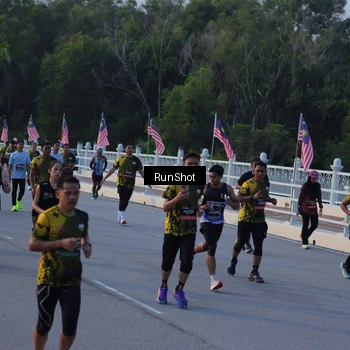Runner Photo 7112473