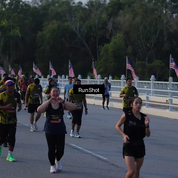 Runner Photo 7112474