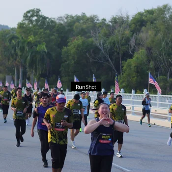 Runner Photo 7112477