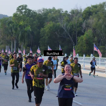 Runner Photo 7112479