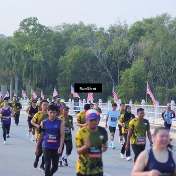 Runner Photo 7112485
