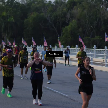Runner Photo 7112486