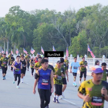Runner Photo 7112491