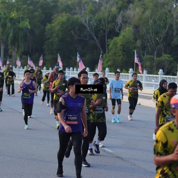 Runner Photo 7112496