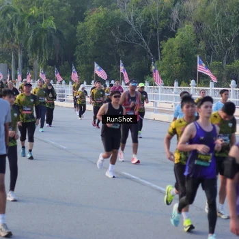 Runner Photo 7112512