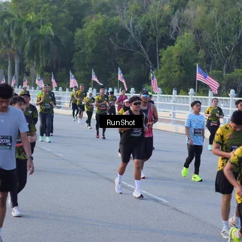 Runner Photo 7112517