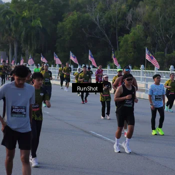 Runner Photo 7112521